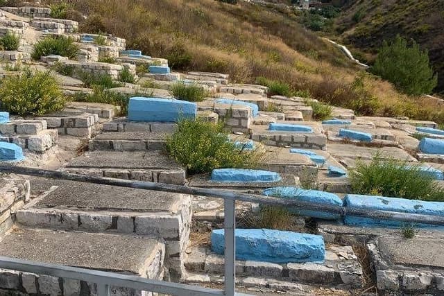 Visiting Tombs of Pious Jews (Zadikim) – Judaism Private Tour in North Israel image 2