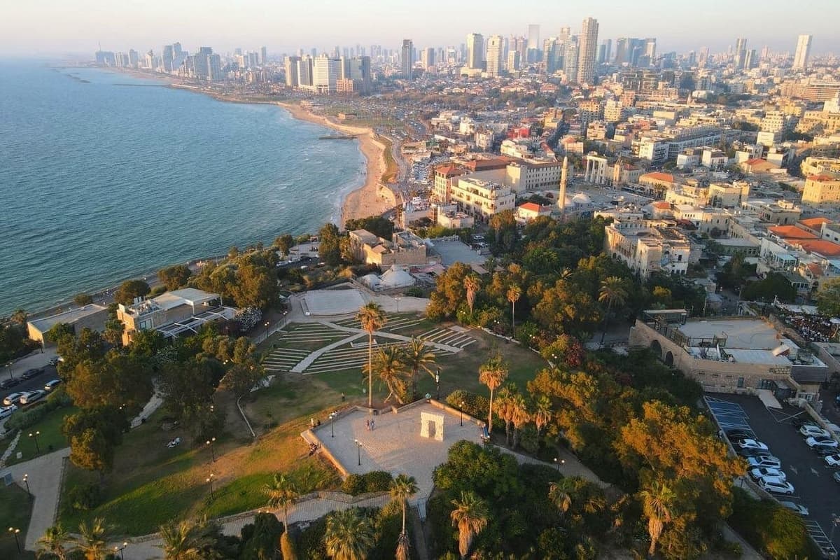 Full-Day Private Tour in Tel Aviv and Jaffa with Licensed Guide