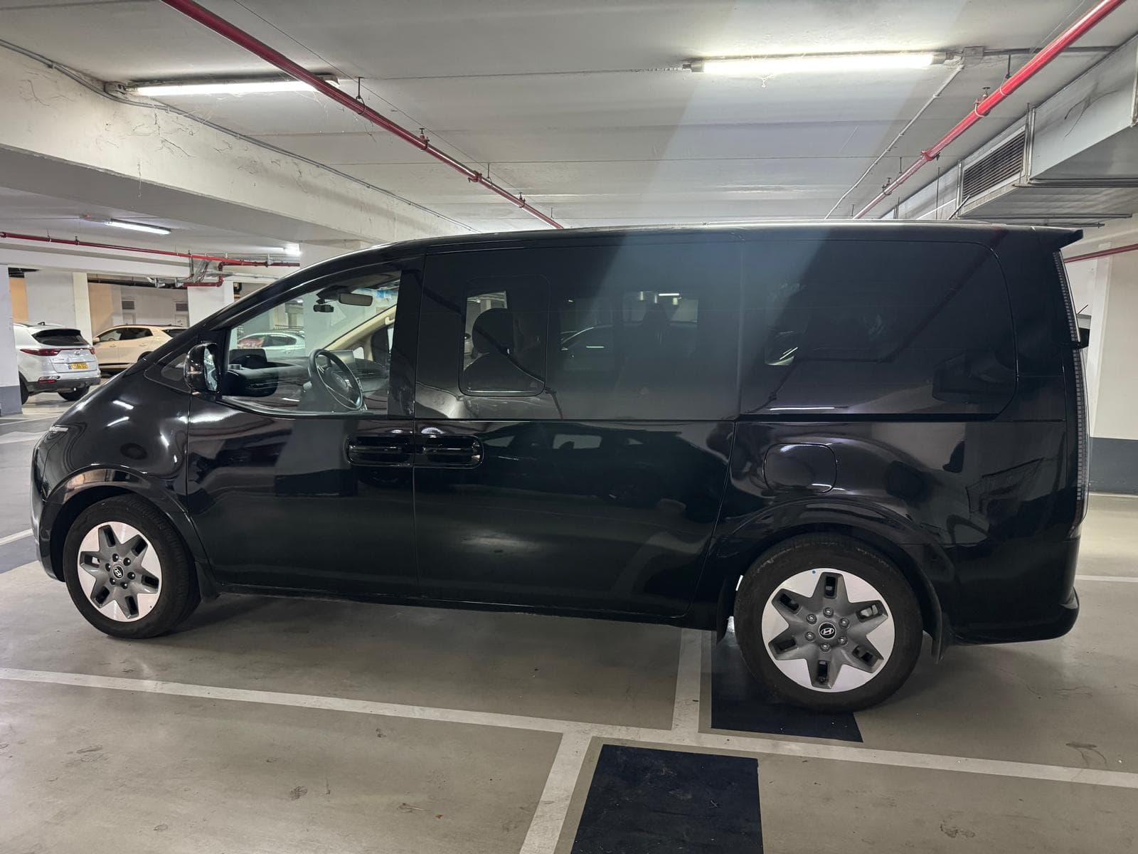 Private tour van, view 2